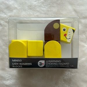 8/$20 Miniso Lion Building Blocks